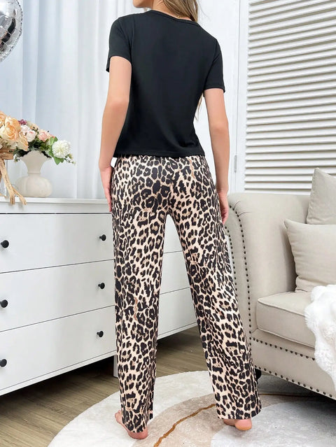 Women's Pajamas Set with Leopard Print, Comfortable