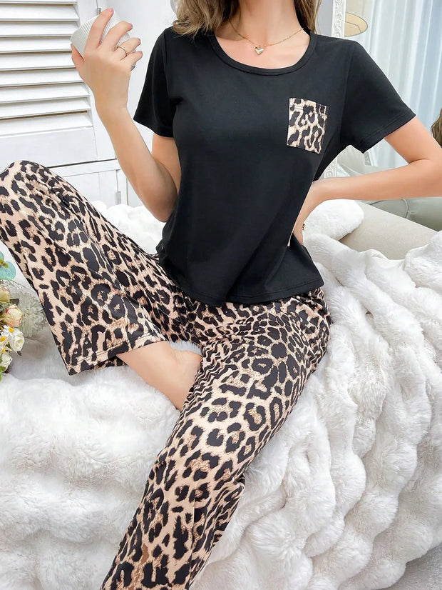 Women's Pajamas Set with Leopard Print, Comfortable