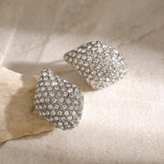 1 pair of fashionable and delicate earrings for women, suitable for daily wear and gifts